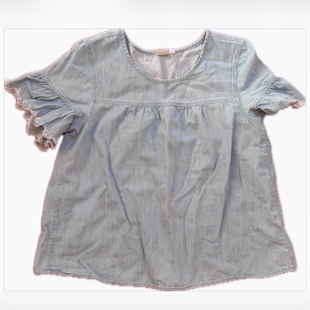 Chambray ruffle sleeve top